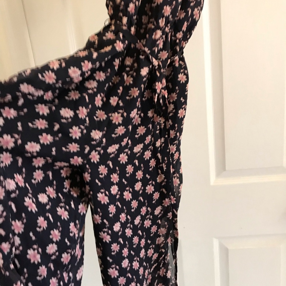 HOST PICK  🎊🎉JOIE Jael Floral-print Silk Jumpsuit In Midnight NWT Size Small - Picture 4 of 12